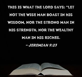 KAYA DALAM KEBAJIKAN